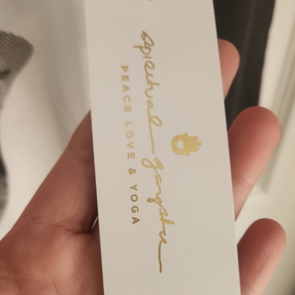 Spiritual Gangster Gold and White Tag - Picture 2 of 4